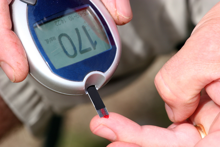 What are alternative treatments for diabetes?